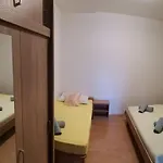 Sretna * 格拉达茨